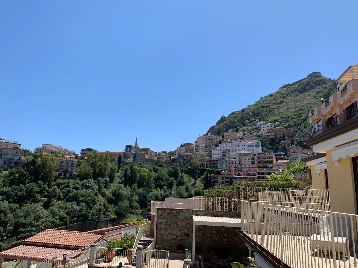 Sunshinehome Taormina 0*,  Italy
